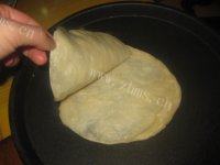 北京烤鸭卷饼做法图解9)