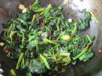 家常菜鱼香菠菜做法图解6)