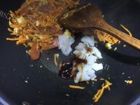 美味的海鲜炒面做法图解7)
