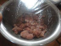 里脊肉饼做法图解3)