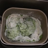 五味俱全的菠菜面做法图解4)