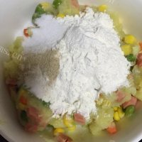 美味的土豆丸子做法图解7)