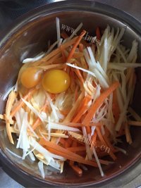 自制土豆饼做法图解1)