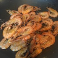 色香味俱全的椒盐虾做法图解5)