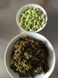 下酒菜咸菜炒毛豆做法图解2)