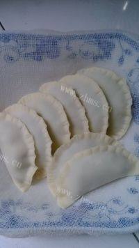 美味猪肉韭菜馅饺子做法图解6)