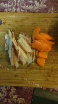 家常菜腊味荷兰豆做法图解2)