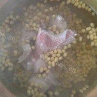 家常菜苦瓜黄豆排骨汤做法图解6)