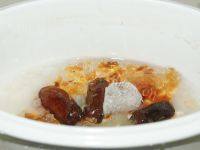 桃胶皂角米炖雪蛤的做法图解三