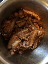 香喷喷的粉蒸肉做法图解3)