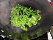 青椒肉丝炒香干做法图解8)