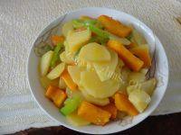 家常菜土豆炖南瓜