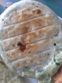 香飘十里的韭菜馅饼做法图解5)