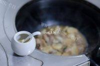 萝卜炖羊肉做法图解7)