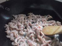 好吃的韭菜炒肉丝做法图解6)