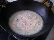 美味蒜苔鸡蛋面做法图解9)