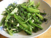 甘脆的素炒油麦菜