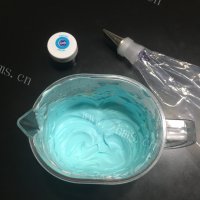热腾腾的杯子蛋糕做法图解11)
