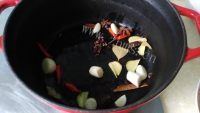 唇齿留香的牛肉炖土豆做法图解4)
