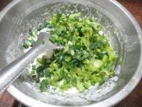 自己做的蔬菜鸡蛋饼做法图解3)