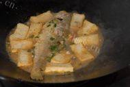 黄花鱼炖豆腐