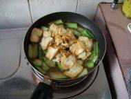 家常菜丝瓜炒豆腐做法图解9)