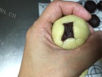 自制豆沙月饼做法图解6)