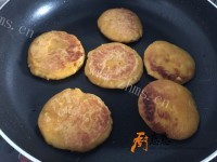 美味的黄金柿子饼做法图解5)