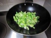 家常菜黄瓜炒青椒做法图解6)