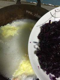美味的虾皮紫菜蛋花汤做法图解5)