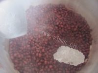 诱人的蜜红豆做法图解4)