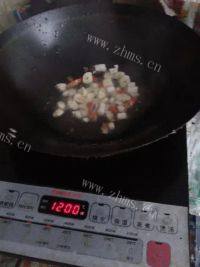 诱人的手撕包菜做法图解4)