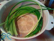 「健康美食」蒜苔炒腊肉做法图解1)