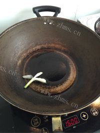 好吃的扁豆炒肉做法图解3)
