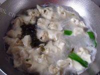 诱人猪肉馄饨做法图解7)