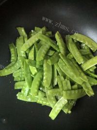 家常菜清炒荷兰豆做法图解3)