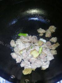 记忆中的土豆炖牛肉做法图解5)