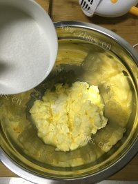 香橙纸杯蛋糕做法图解2)