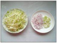 肉末卷心菜做法图解1)
