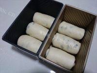 自制葡萄干吐司做法图解11)