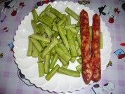 腊肠炒四季豆做法图解1)
