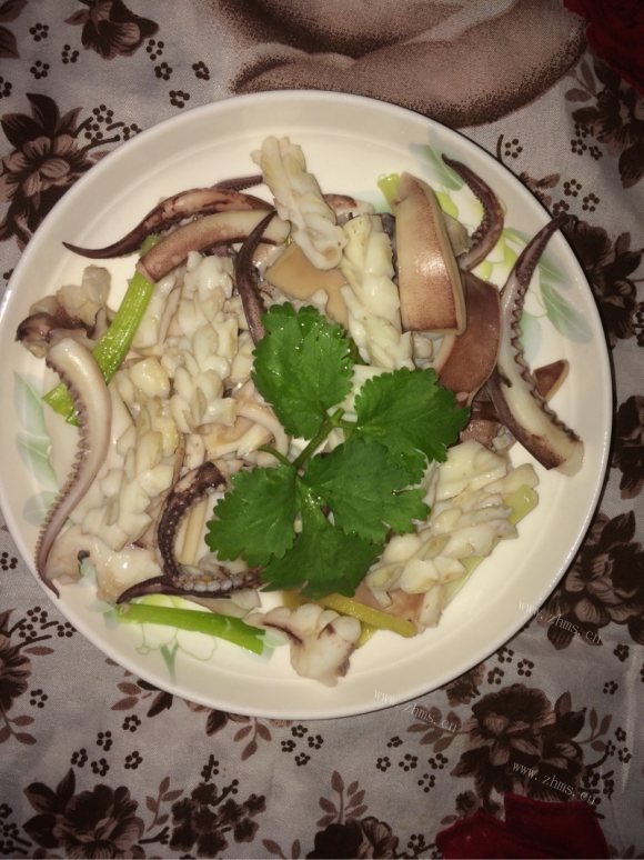 可口的白灼鱿鱼