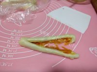 回味无穷的肉松面包卷做法图解14)