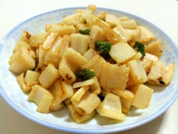 五味俱全的炒藕丁