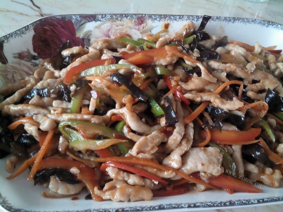清脆爽口的鱼香肉丝