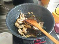 美味卤鸭掌鸡爪做法图解7)