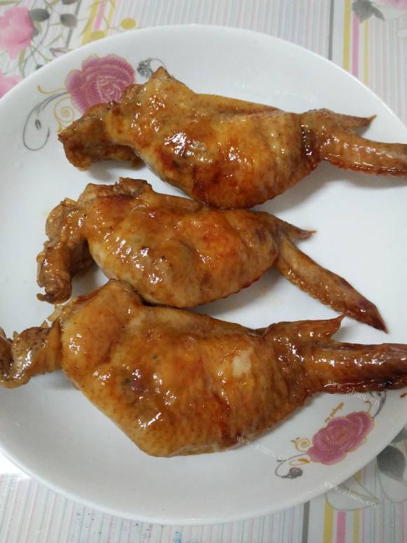 咸甜适中的鸡翅包饭