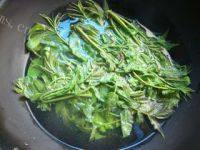让人怀念的香椿拌豆腐做法图解2)
