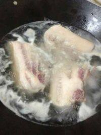 诱人的回锅肉做法图解2)