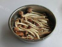 香气逼人的腊味小炒做法图解5)